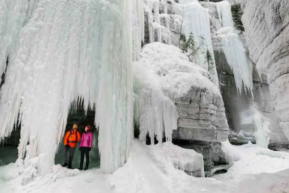 Malign Canyon Jasper tours and ski packages