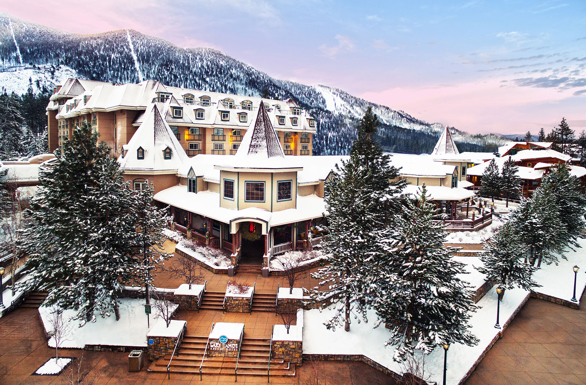Lake Tahoe Resort Hotel Ski Access