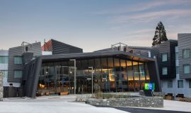 Holiday Inn Express Suites Queenstown